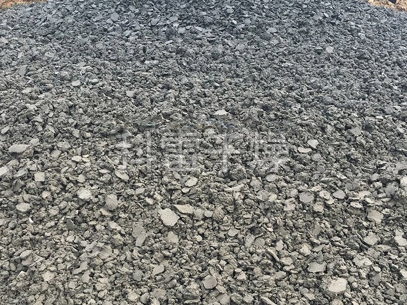 干燥后的污泥